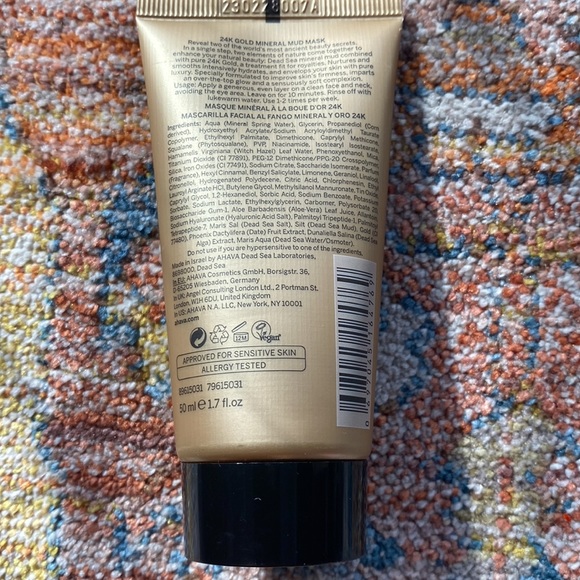 AHAVA 24k Gold Mineral Mud Mask - Picture 2 of 4